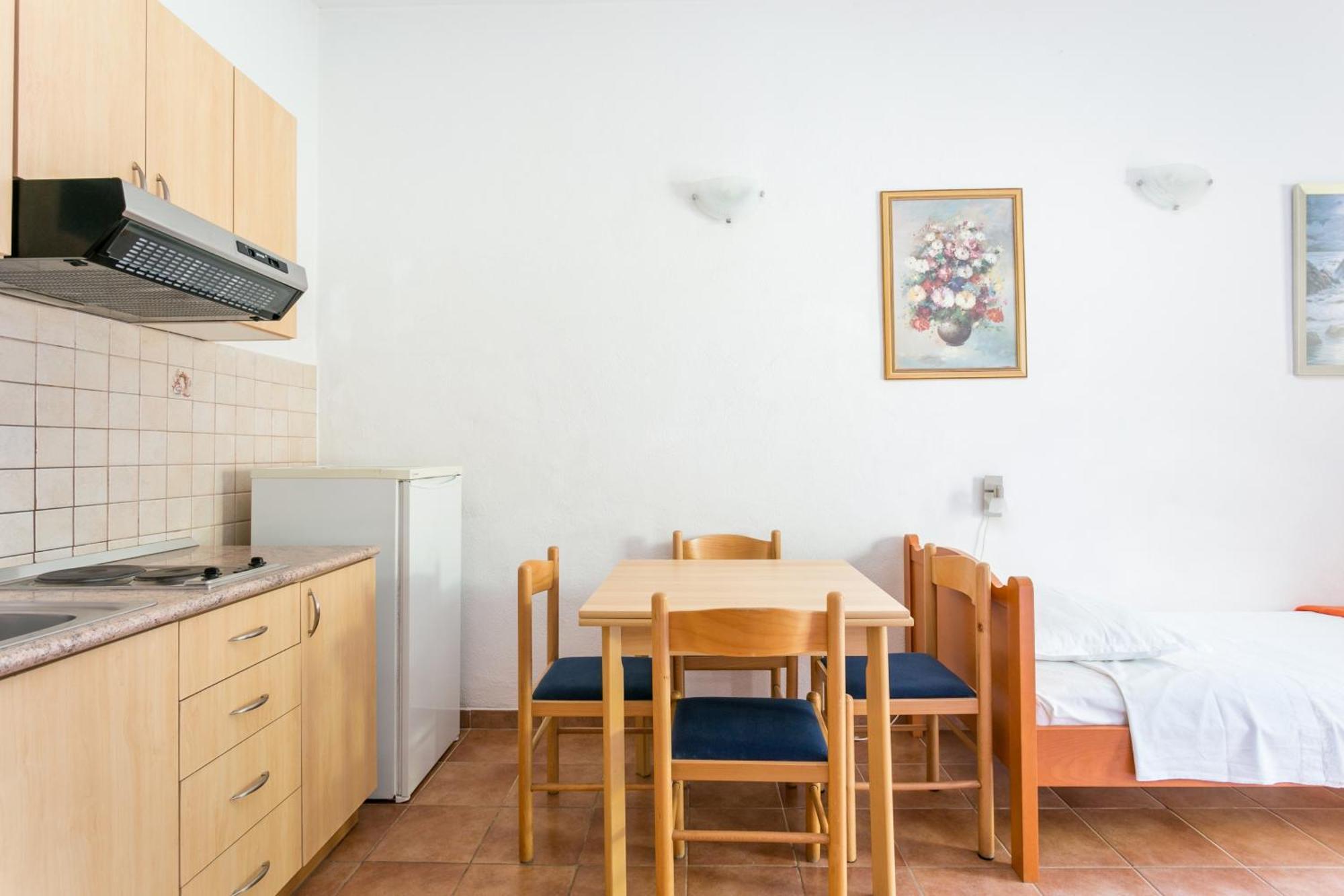 Apartments By The Sea Baska Voda, Makarska - 300 Exterior foto